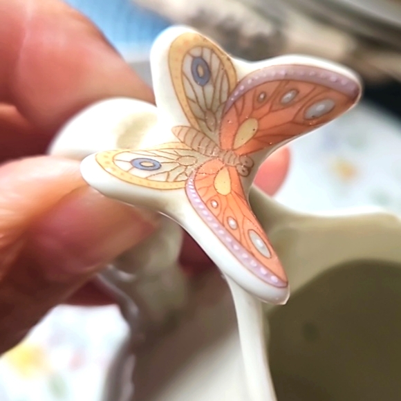 9pce set 8 fine China set matching Porcelain Takahashi Flower Butterfly pitcher - Picture 6 of 8